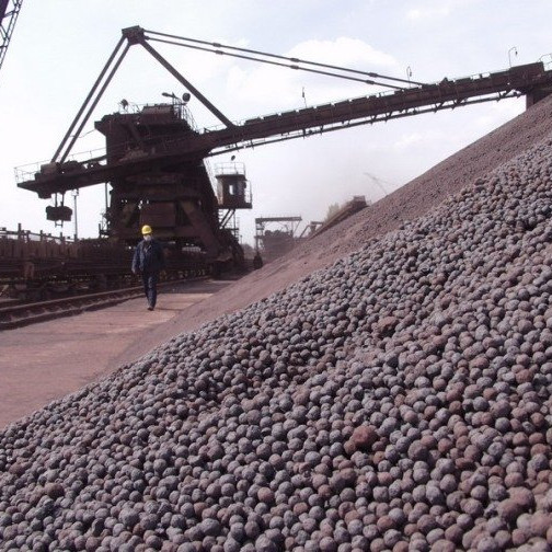 كيف يستخرج خام الحديد ؟